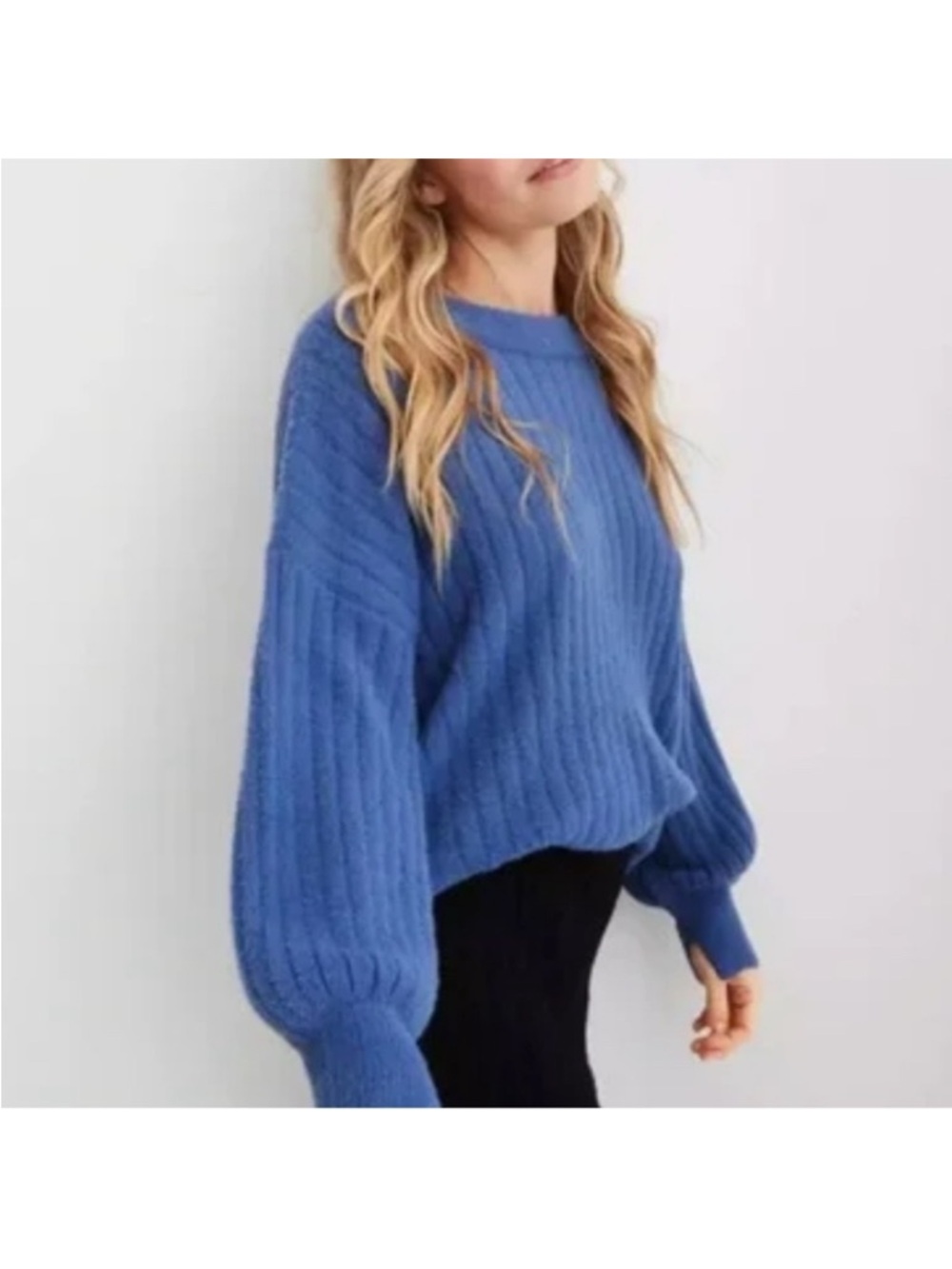 Aerie Blue Crewneck Tunic
Sweater- Large